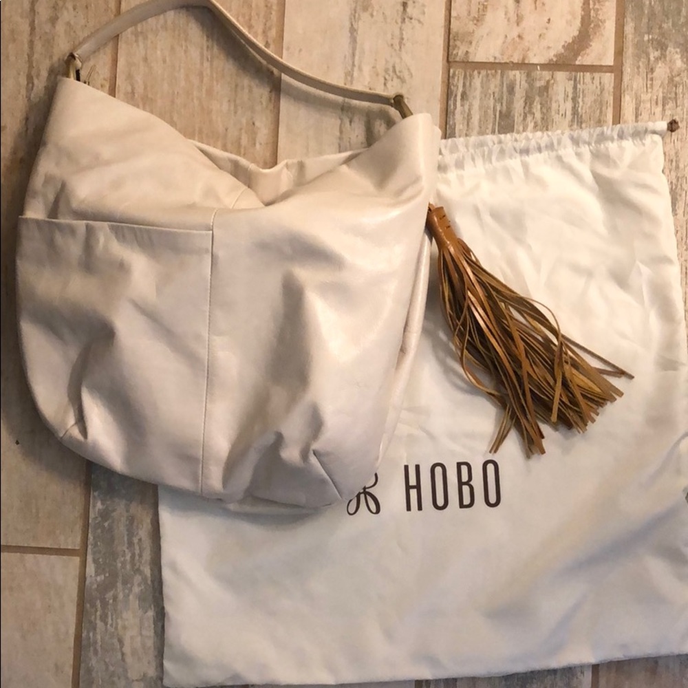 NWT hobo handbag magnolia color